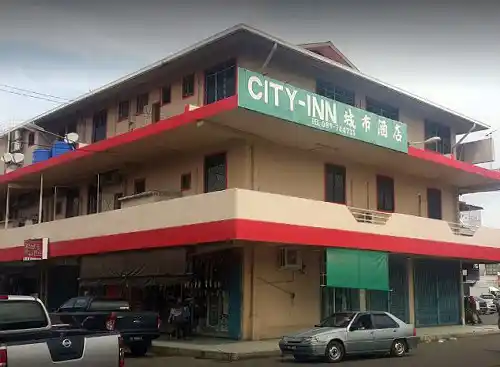 City Inn budget hotel in the heart of Semporna town, offering convenient and affordable accommodation for travellers heading to Sipadan island.